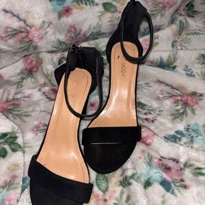 Moda Black Heels Elegant and Sophisticated